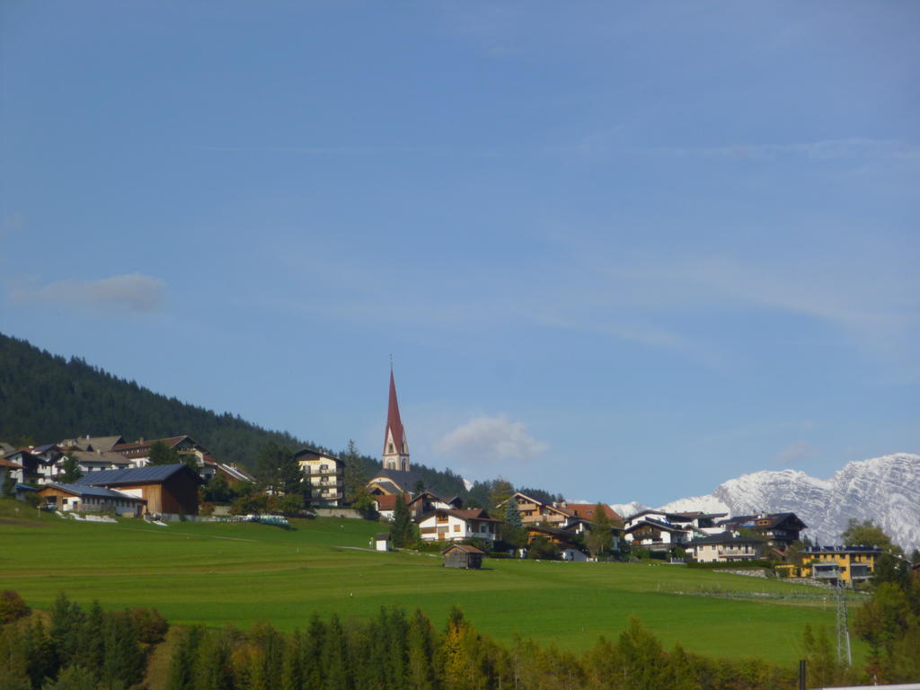 Ferienwohnungen Sommavilla Fulpmes Exterior photo